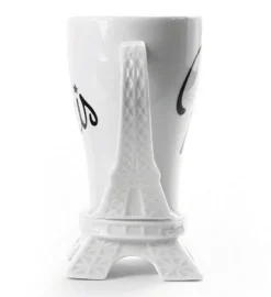 Taza en forma de Torre Eiffel